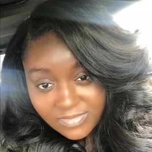 Meet your Posher, Debra